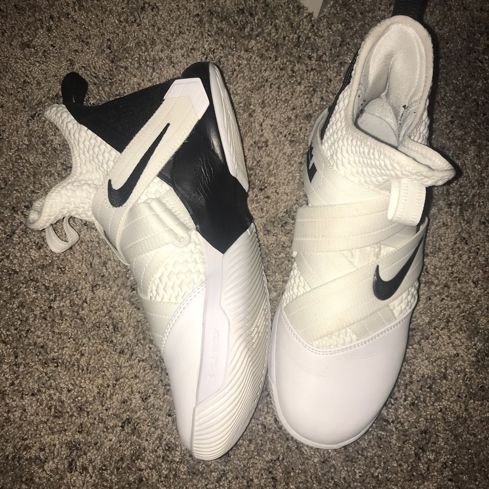 Lebron soldiers 12 tb